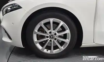 Mercedes-Benz A-Class 2020 2.0 гидро в Москве № 1147410, миниатюра 5