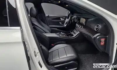Mercedes-Benz E-Class 2021 1.9 гидро, миниатюра 11