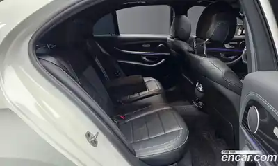 Mercedes-Benz E-Class 2021 1.9 гидро, миниатюра 12