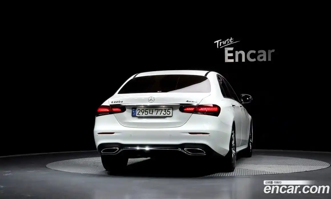 Mercedes-Benz E-Class 2021 1.9 гидро, фото 4