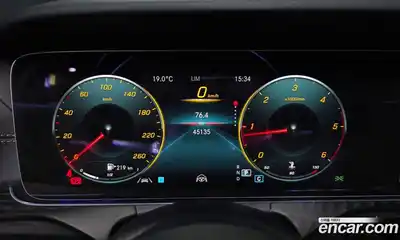 Mercedes-Benz E-Class 2021 1.9 гидро, миниатюра 8