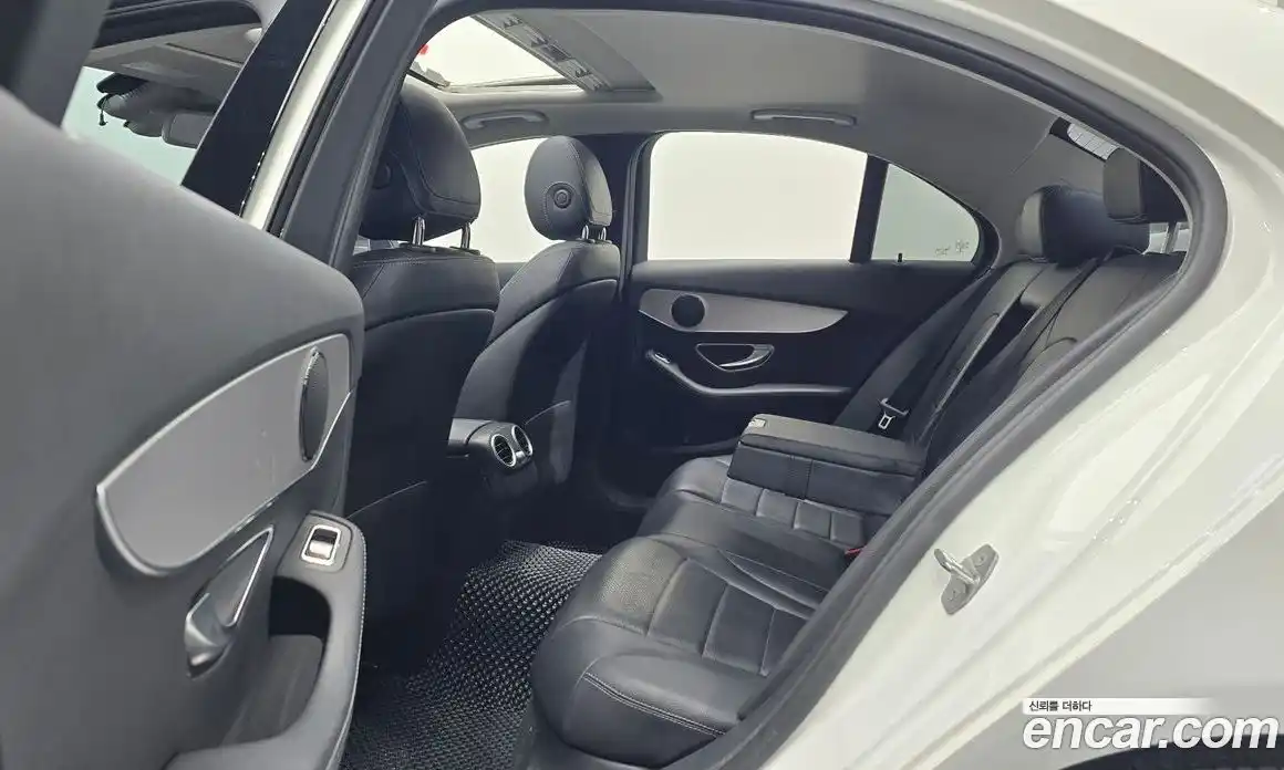 Mercedes-Benz C-Class 2017 2.0 гидро в Москве № 1147749, фото 12