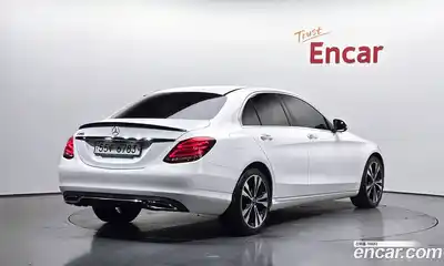 Mercedes-Benz C-Class 2017 2.0 гидро в Москве № 1147749, миниатюра 2