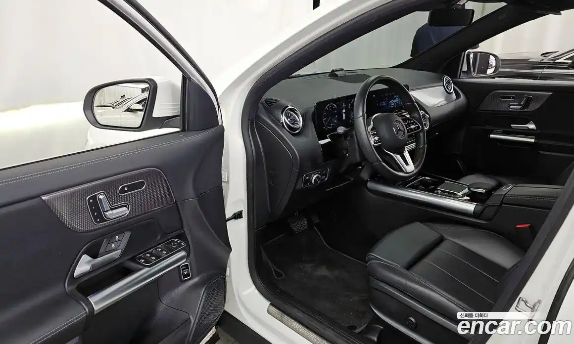 Mercedes-Benz GLA-Class 2021 2.0 гидро в Москве № 1147751, фото 10