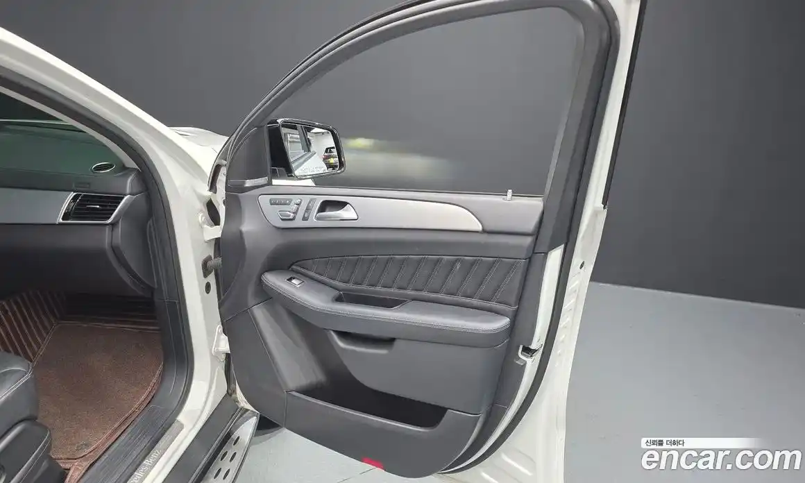 Mercedes-Benz GLE-Class 2016 3.0 Автомат в Москве № 1147757, фото 12