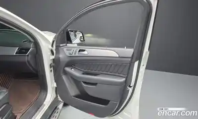 Mercedes-Benz GLE-Class 2016 3.0 Автомат в Москве № 1147757, миниатюра 12