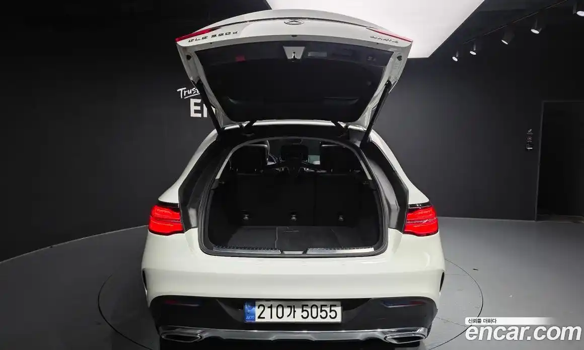 Mercedes-Benz GLE-Class 2016 3.0 Автомат в Москве № 1147757, фото 20