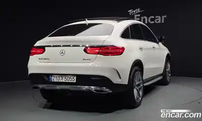 Mercedes-Benz GLE-Class 2016 3.0 Автомат в Москве № 1147757, миниатюра 2