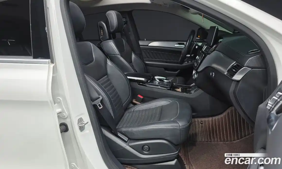 Mercedes-Benz GLE-Class 2016 3.0 Автомат в Москве № 1147757, фото 10