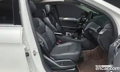 Mercedes-Benz GLE-Class 2016 3.0 Автомат в Москве № 1147757, миниатюра 10