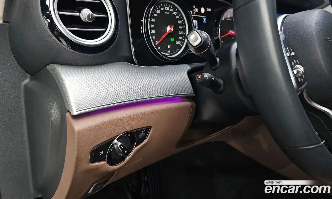 Mercedes-Benz E-Class 2018 2.0 Автомат в Москве № 1147916, фото 18