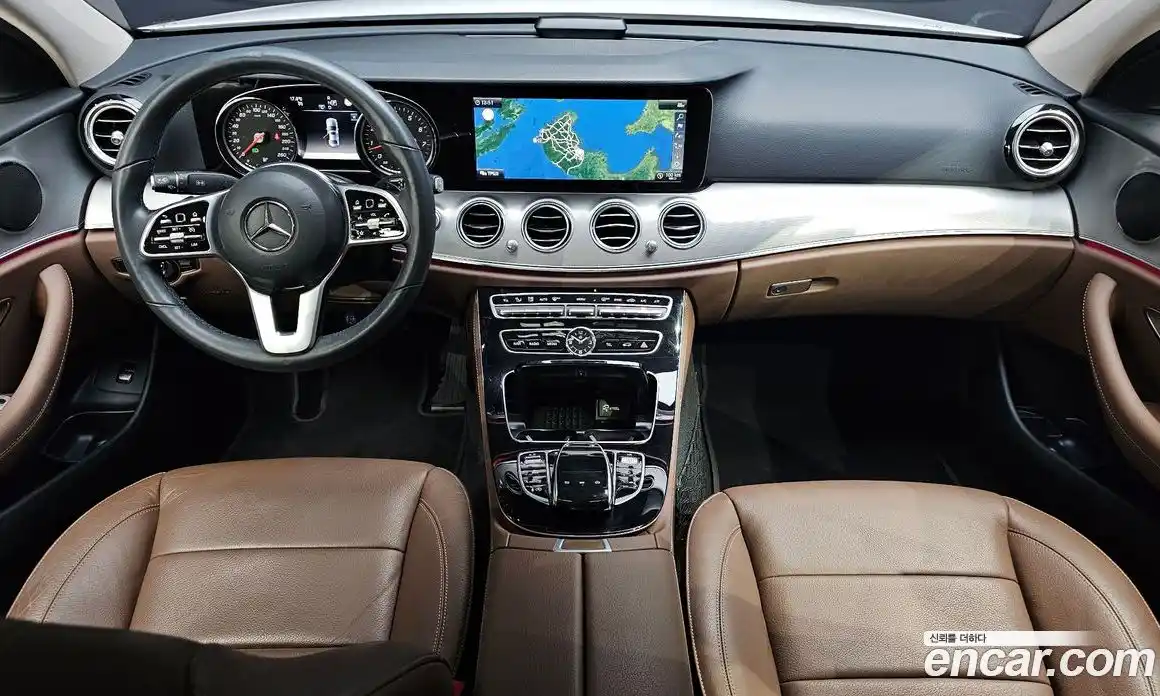 Mercedes-Benz E-Class 2018 2.0 Автомат в Москве № 1147916, фото 7