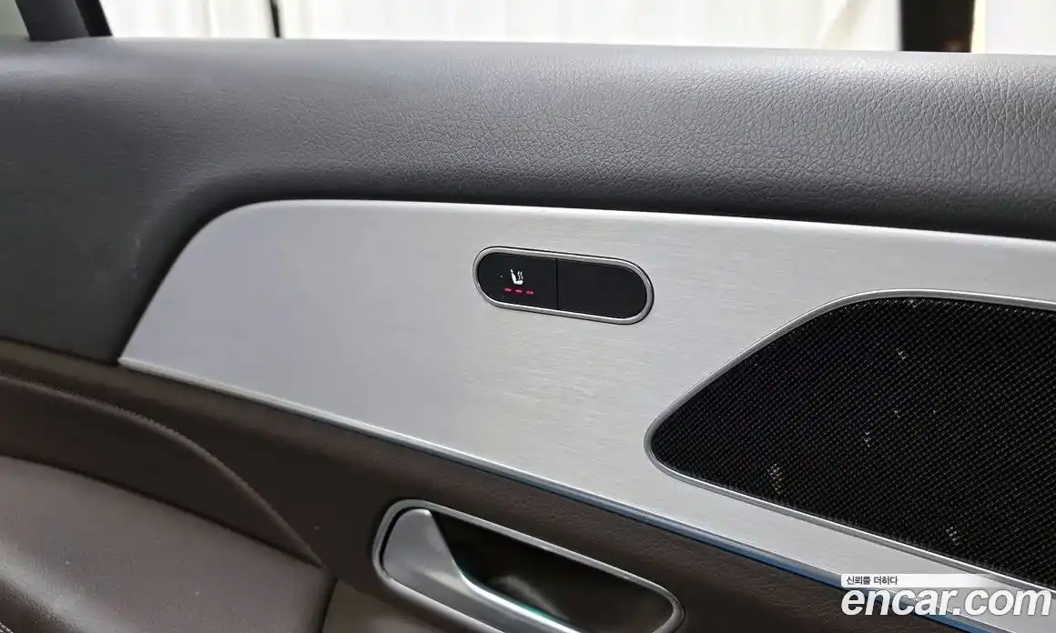 Mercedes-Benz GLE-Class 2020 1.9 Автомат в Москве № 1147984, фото 19