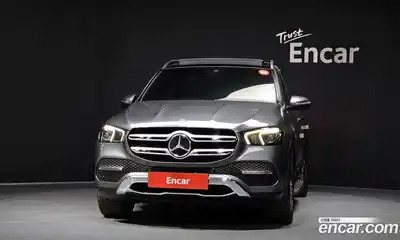 Mercedes-Benz GLE-Class 2020 1.9 Автомат в Москве № 1147984, миниатюра 3