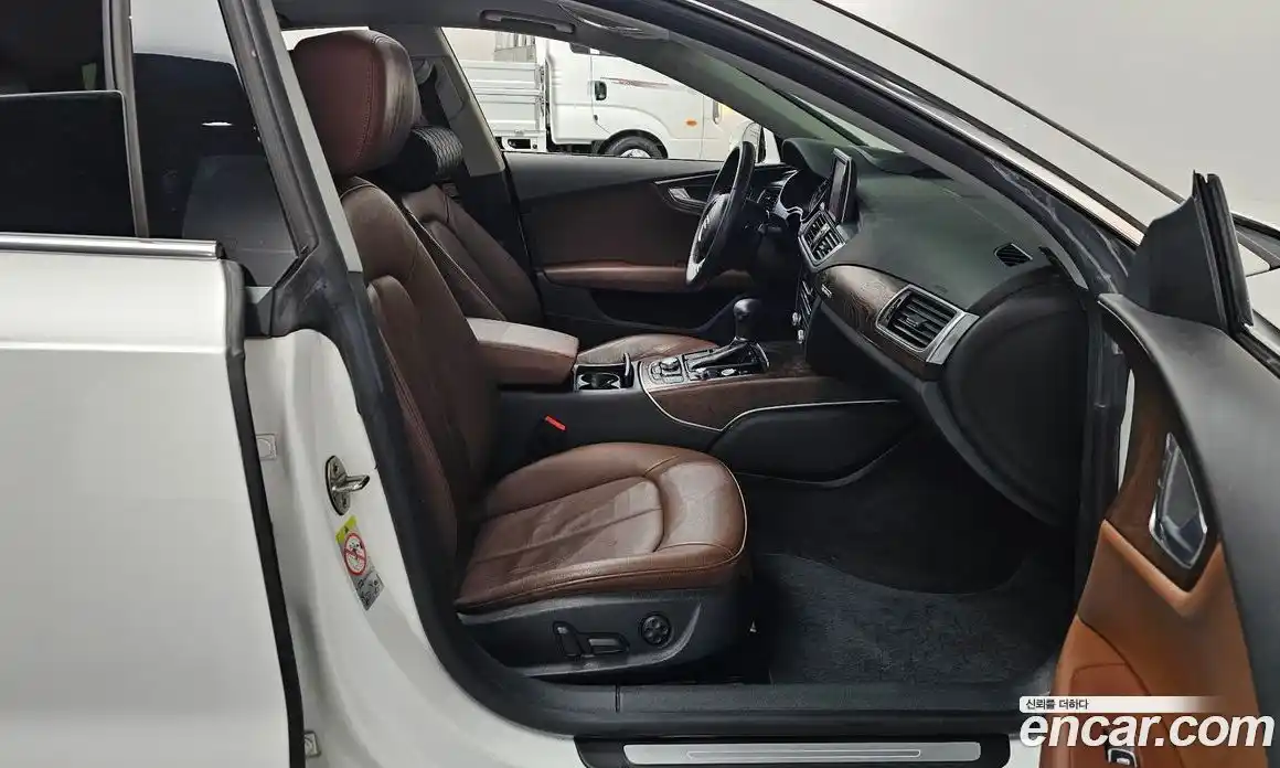 Audi A7 2014 3.0 гидро в Москве № 1148519, фото 11