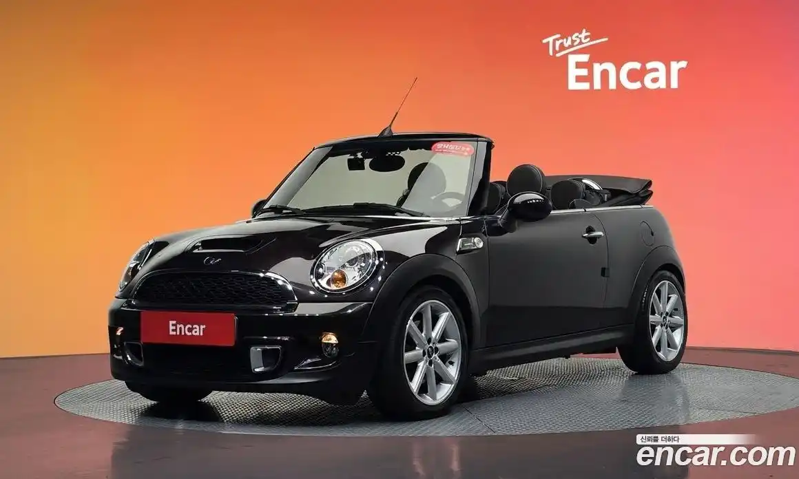 Mini Cooper Convertible 2012 1.6 гидро в Москве № 1149852, фото 20