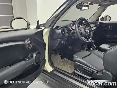 Mini Cooper 2016 1.5 гидро в Москве № 1150218, миниатюра 11