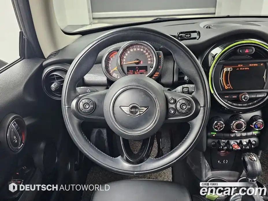 Mini Cooper 2016 1.5 гидро в Москве № 1150218, фото 13
