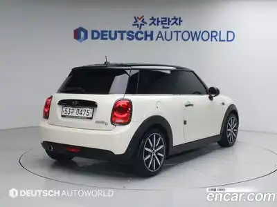 Mini Cooper 2016 1.5 гидро в Москве № 1150218, миниатюра 2