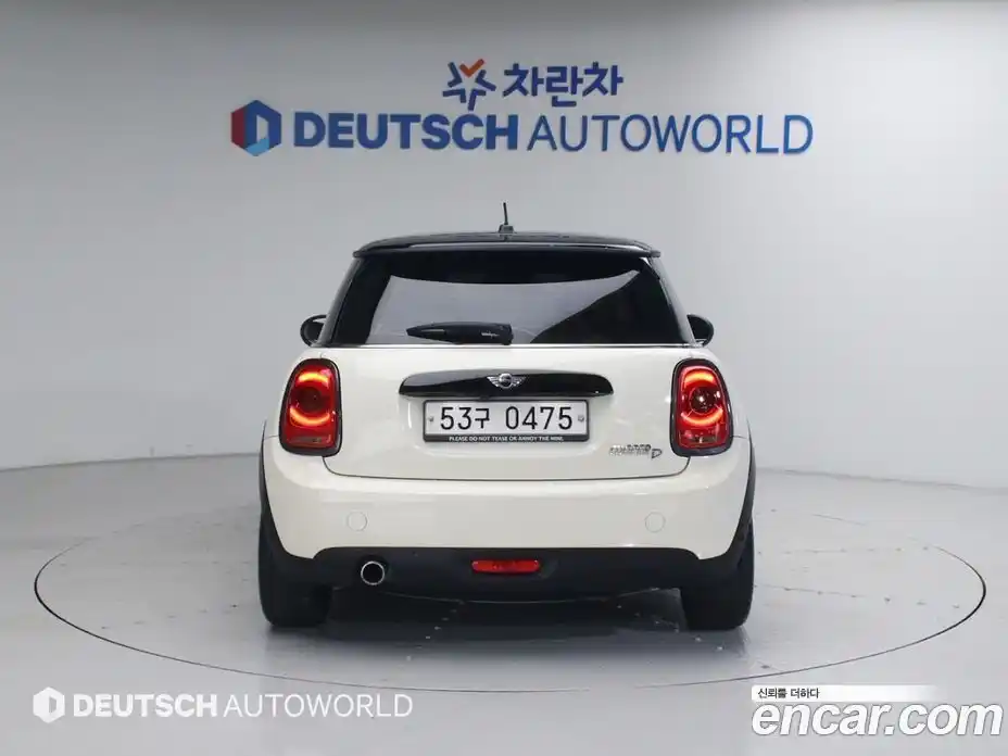 Mini Cooper 2016 1.5 гидро в Москве № 1150218, фото 4