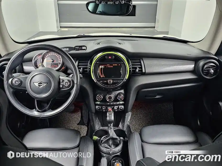 Mini Cooper 2016 1.5 гидро в Москве № 1150218, фото 7