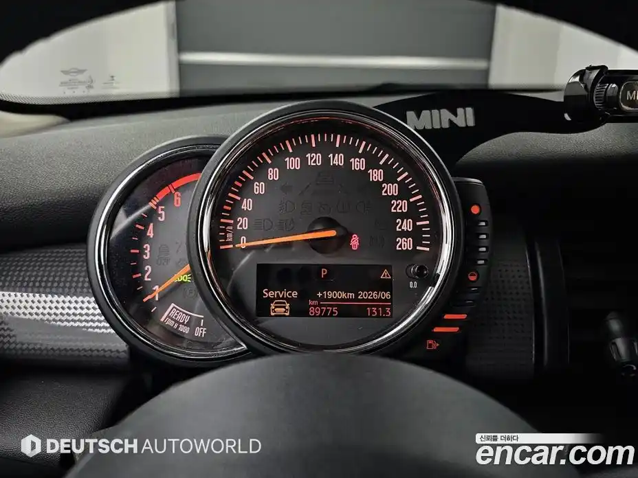 Mini Cooper 2016 1.5 гидро в Москве № 1150218, фото 8