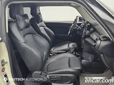 Mini Cooper 2016 1.5 гидро в Москве № 1150218, миниатюра 10