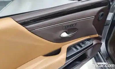 Lexus ES 2021 2.5 вариатор в Москве № 1150912, миниатюра 12