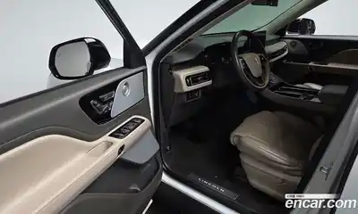 Lincoln Aviator 2022 3.0 гидро в Москве № 1152232, миниатюра 10