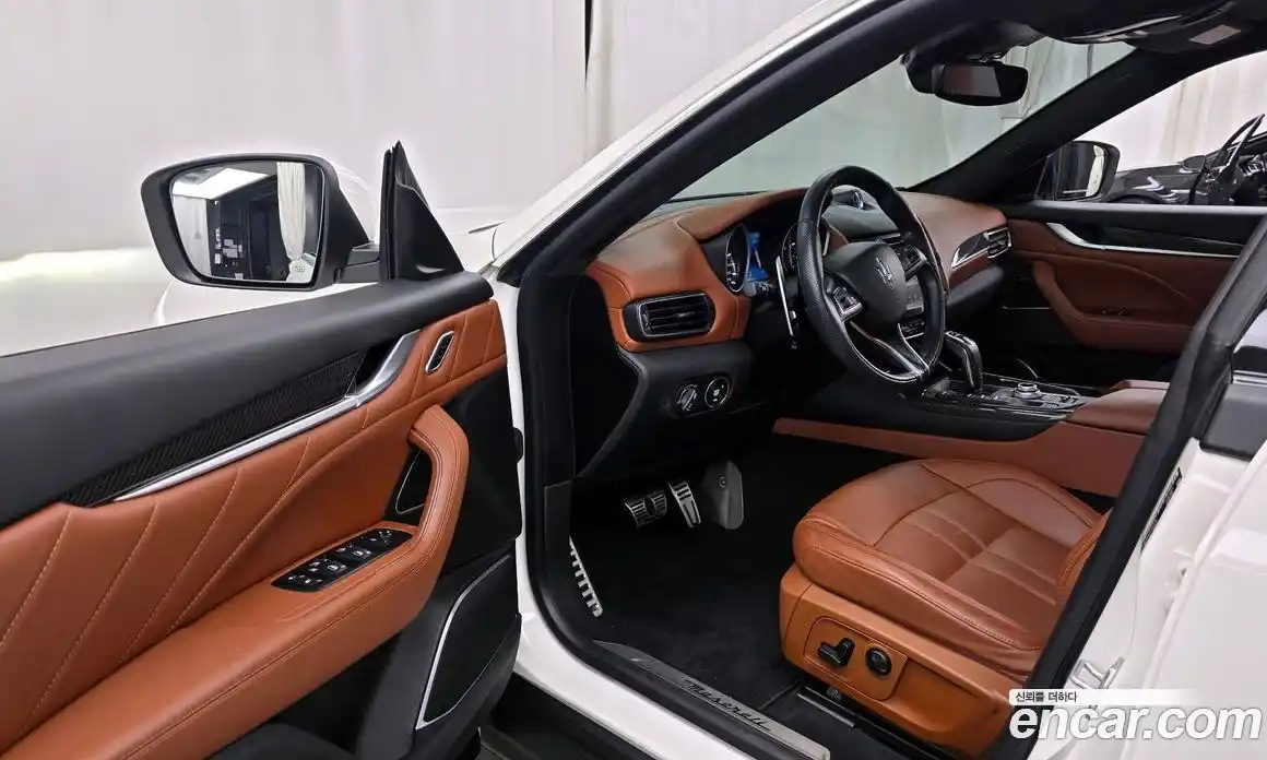 Maserati Levante 2019 3.0 гидро в Москве № 1152372, фото 10