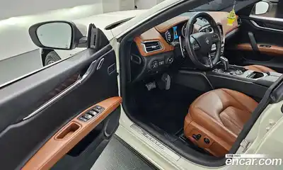 Maserati Ghibli 2020 3.0 гидро в Москве № 1152373, миниатюра 11