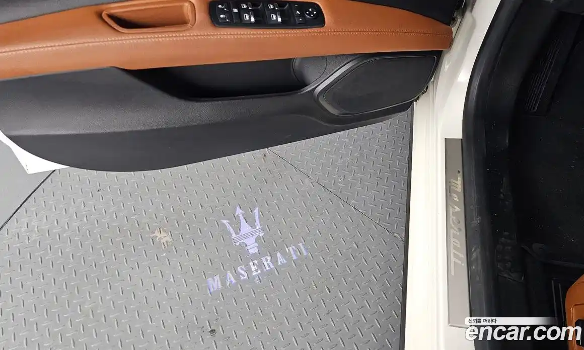Maserati Ghibli 2020 3.0 гидро в Москве № 1152373, фото 20