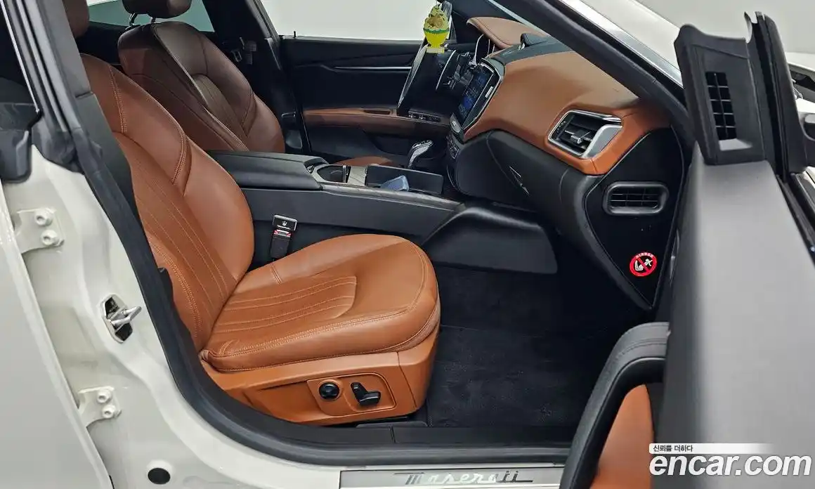 Maserati Ghibli 2020 3.0 гидро в Москве № 1152373, фото 10