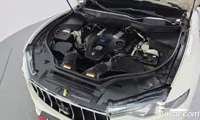 Maserati Levante 2018 3.0 гидро в Москве № 1152432, миниатюра 6