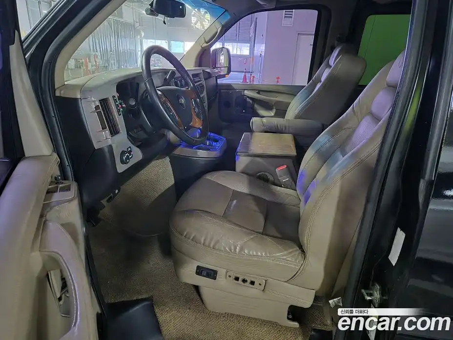 Chevrolet Express Van 2009 6.0 гидро в Москве, фото 9
