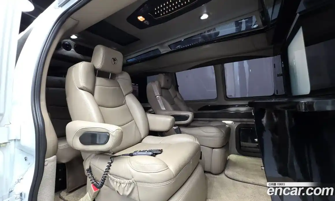 GMC Savana 2020 6.0 гидро в Москве № 1152990, фото 13