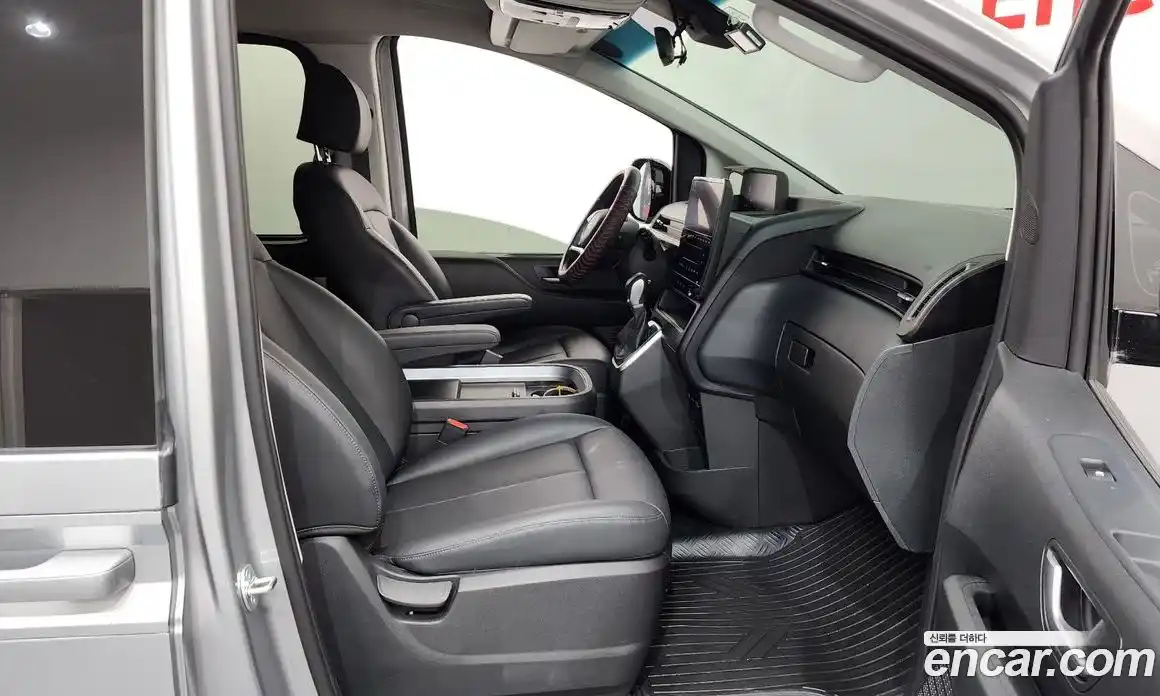 Hyundai Staria 2023 2.2 Автомат в Москве № 1154568, фото 11