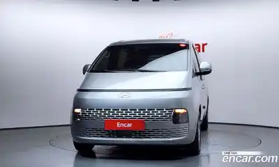 Hyundai Staria 2023 2.2 Автомат в Москве № 1154568, миниатюра 3