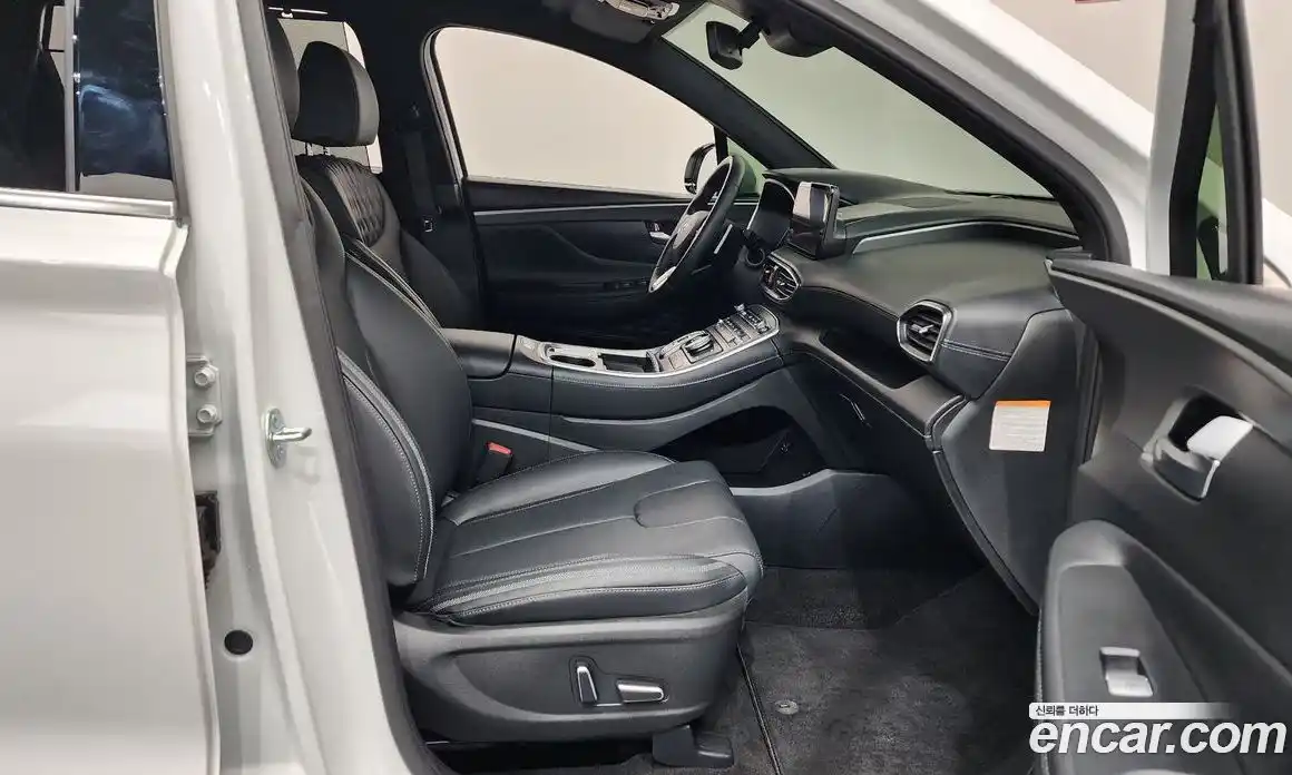 Hyundai Santa Fe 2023 1.6 гидро в Москве № 1154719, фото 11