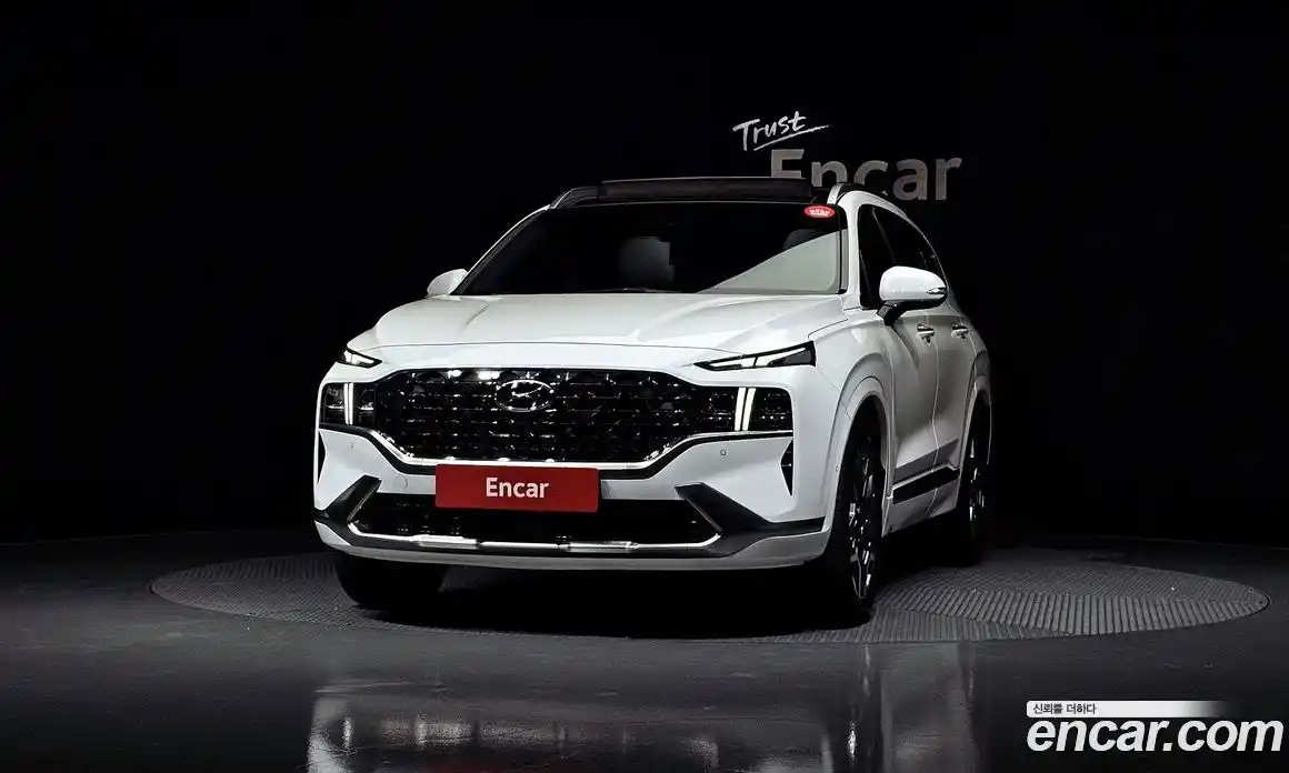 Hyundai Santa Fe 2023 1.6 Автомат в Москве № 1155041, фото 3