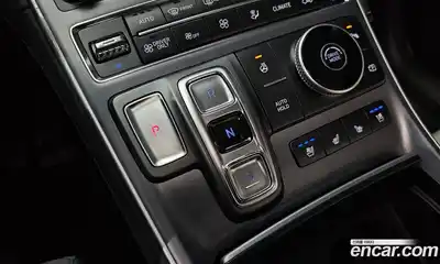 Hyundai Santa Fe 2023 1.6 Автомат в Москве № 1155041, миниатюра 9