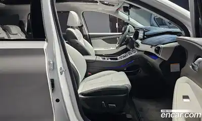 Hyundai Santa Fe 2023 1.6 Автомат в Москве № 1155041, миниатюра 10