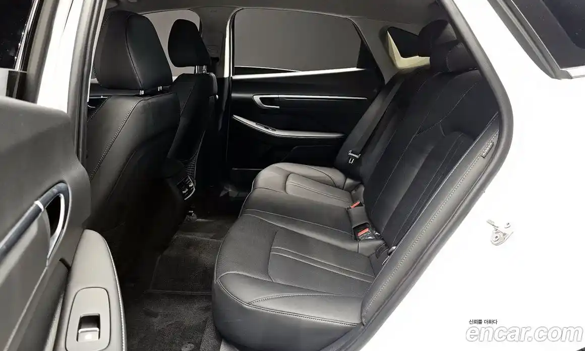 Hyundai Sonata 2024 1.6 Автомат в Москве № 1155042, фото 11