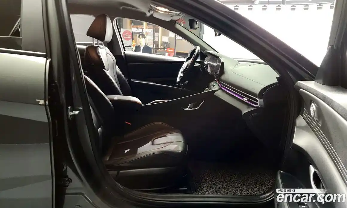 Hyundai Avante 2021 1.6 Автомат в Москве № 1155103, фото 11