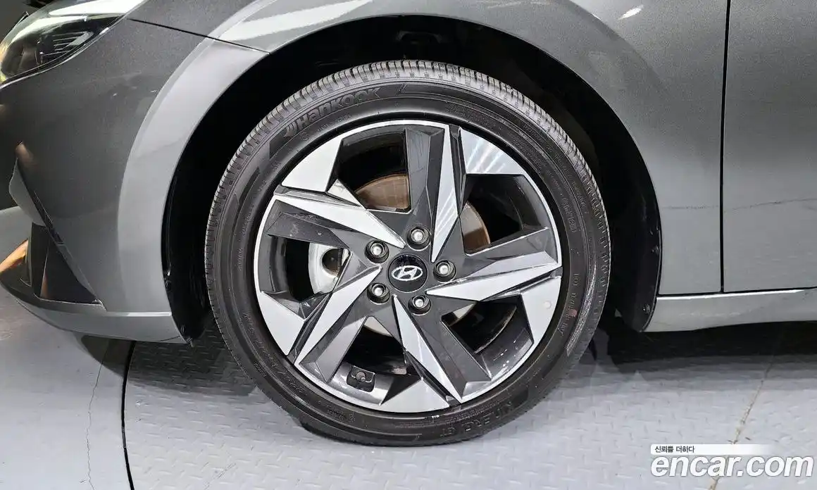 Hyundai Avante 2021 1.6 Автомат в Москве № 1155103, фото 5