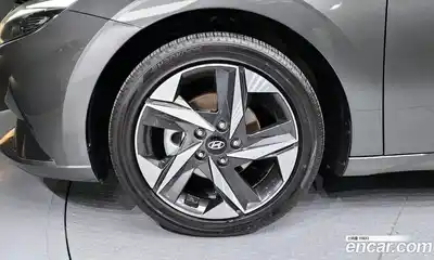 Hyundai Avante 2021 1.6 Автомат в Москве № 1155103, миниатюра 5