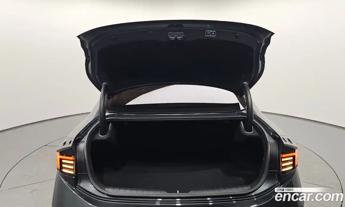 Hyundai Sonata 2023 2.0 Автомат в Москве № 1155135, фото 19