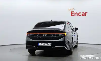 Hyundai Sonata 2023 2.0 Автомат в Москве № 1155135, миниатюра 3