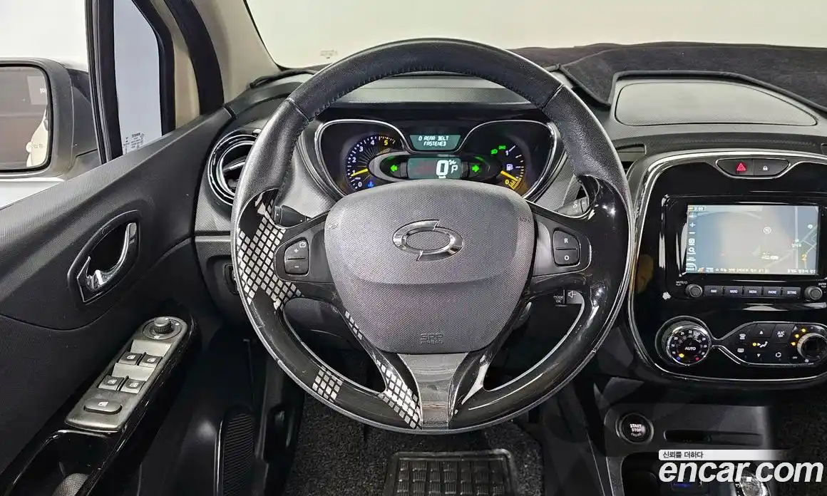 Renault QM3 2015 1.5 гидро в Москве № 148196, фото 13