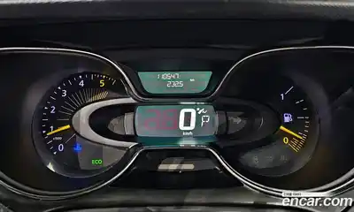 Renault QM3 2015 1.5 гидро в Москве № 148196, миниатюра 8